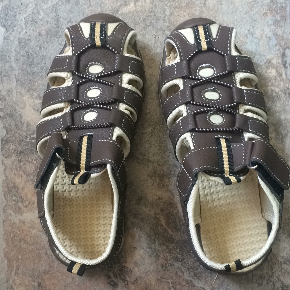 Kids sandals Size 2